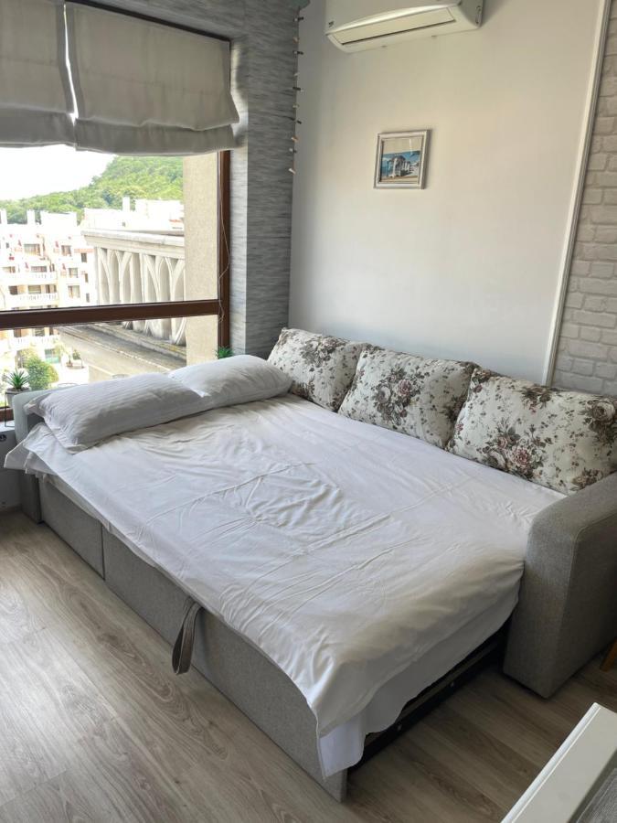 East From Paradise Apartment Warna Exterior foto