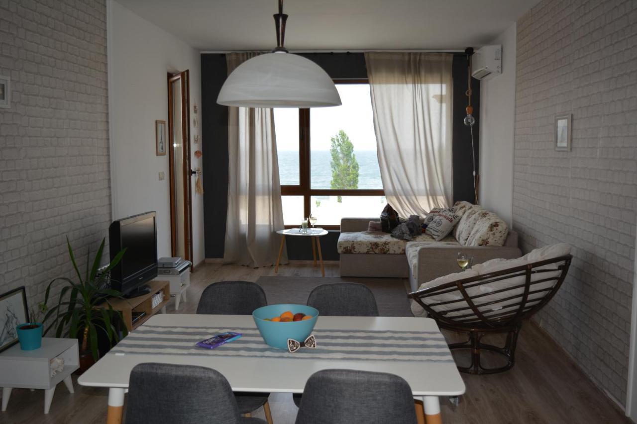 East From Paradise Apartment Warna Exterior foto